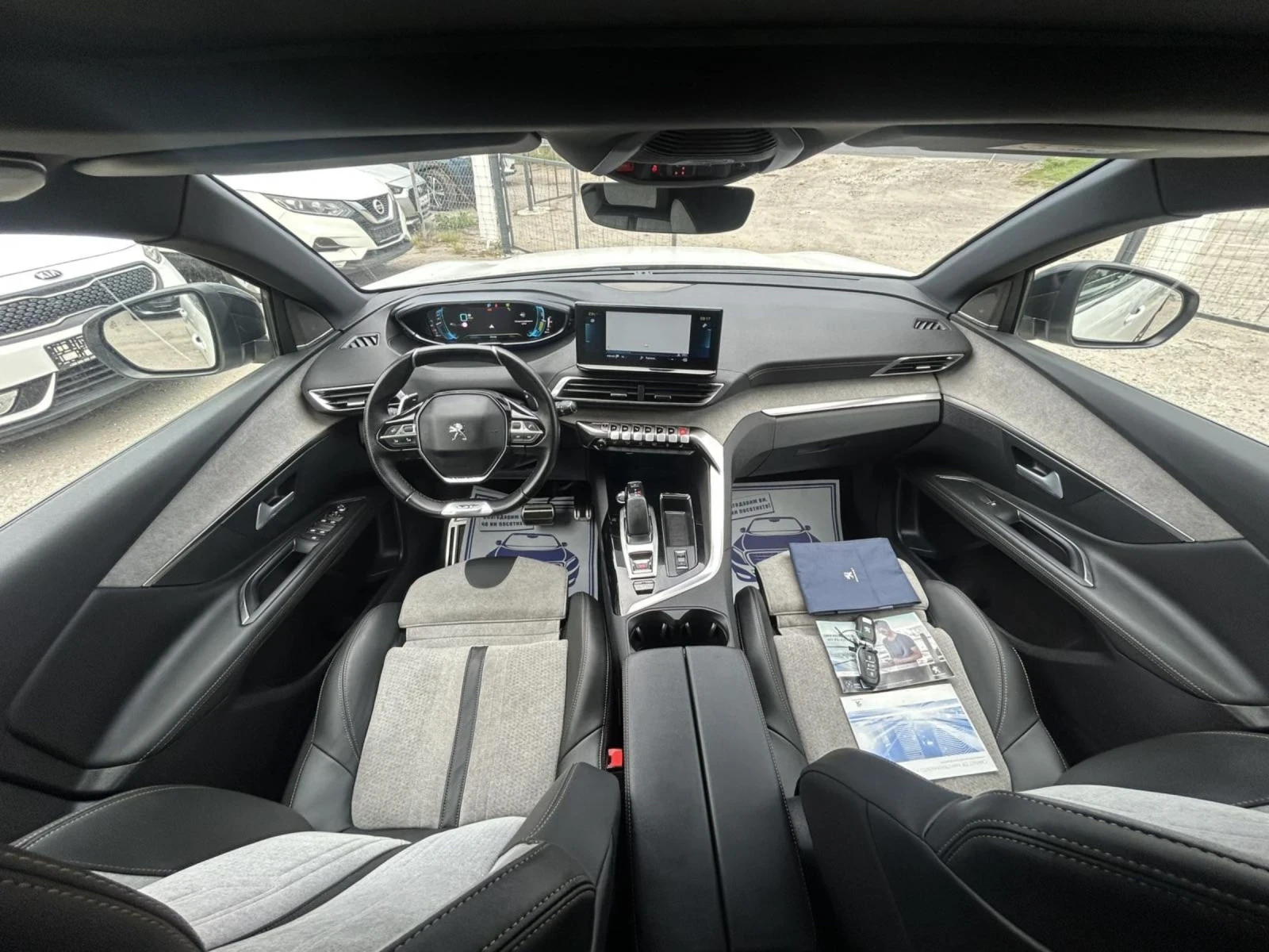 Peugeot 3008 PLUG IN HYBRID * 4X4 * PANORAMA * 2 CAM * ACC *  - изображение 8