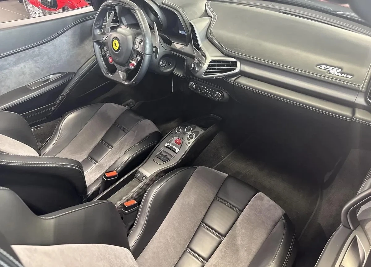 Ferrari 458 Italia Spider - изображение 8