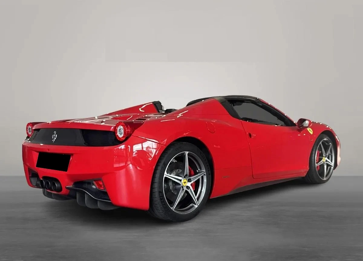 Ferrari 458 Italia Spider - изображение 3