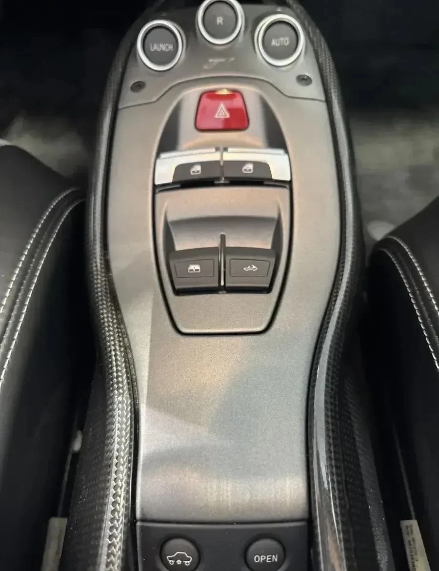 Ferrari 458 Italia Spider - изображение 9