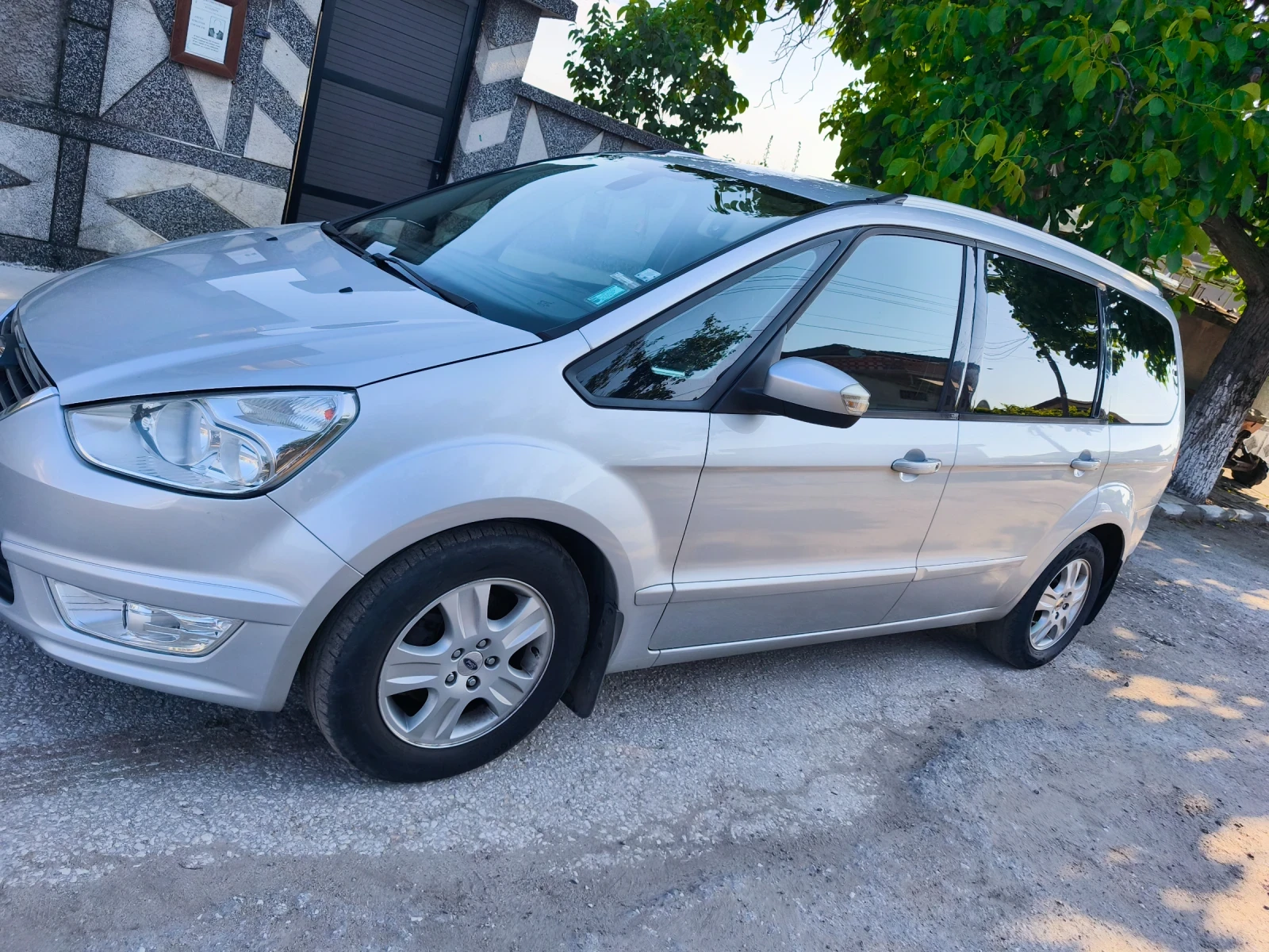 Ford Galaxy  - изображение 2