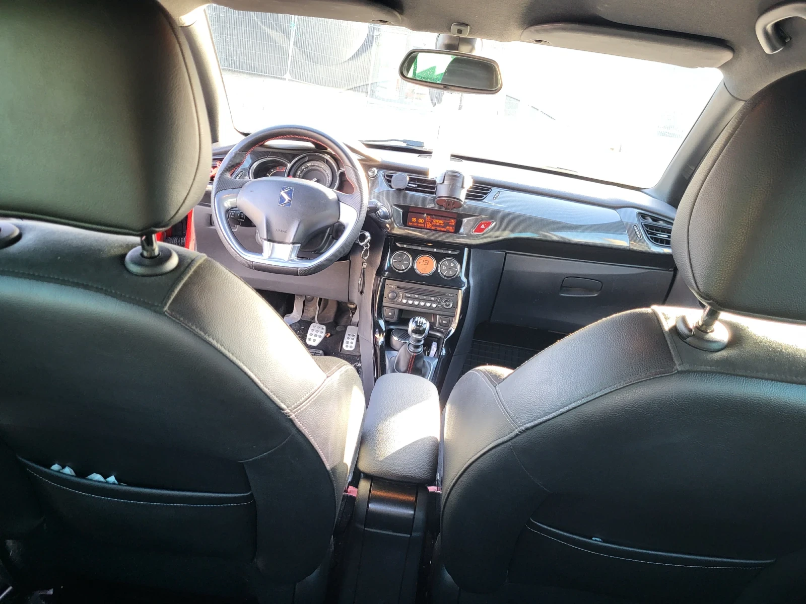 Citroen DS3 1.6  112   6  | Mobile.bg   13