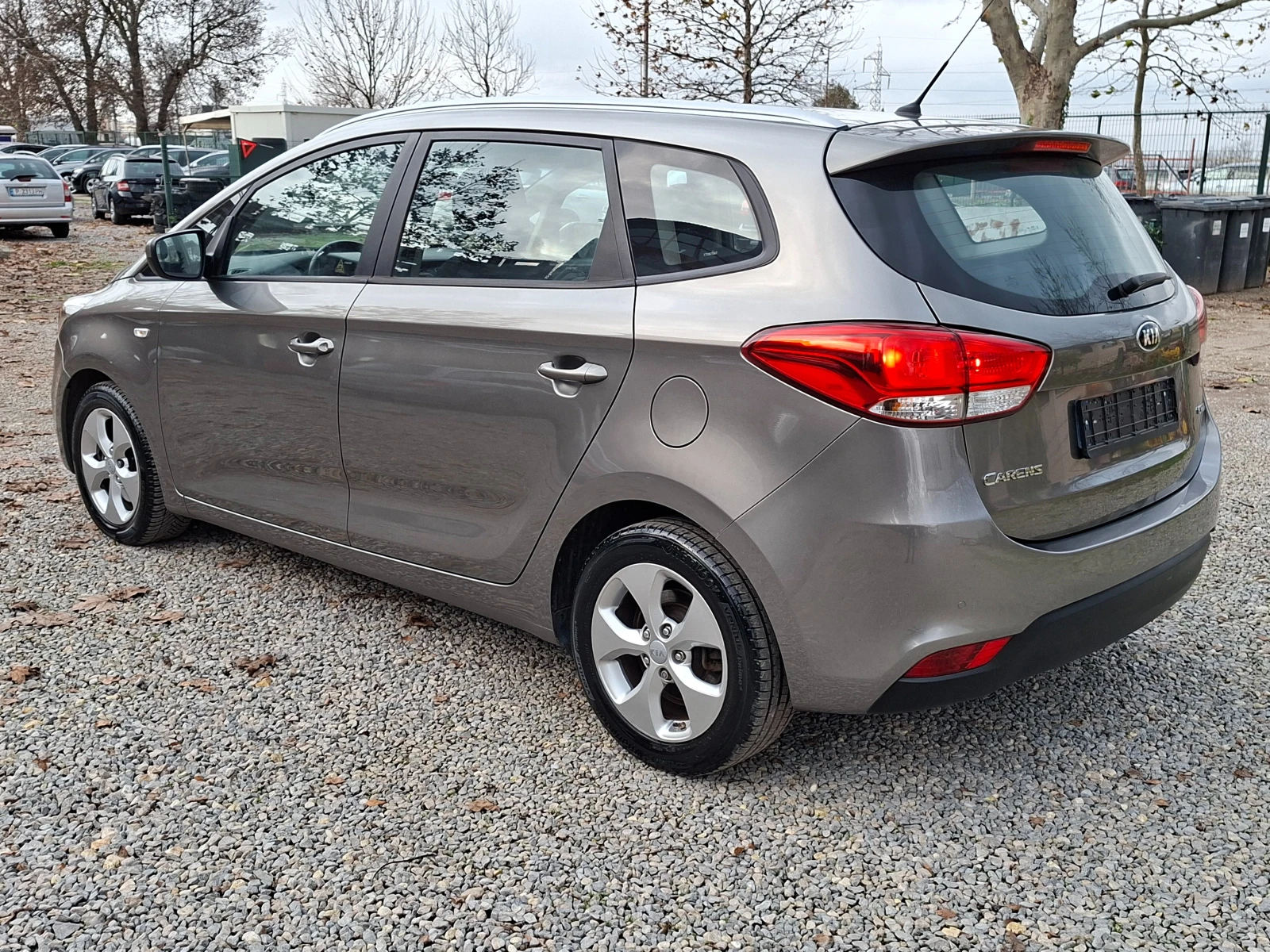 Kia Carens 1.7CRDi 6ск. 7места STYLE EDITION  - изображение 6