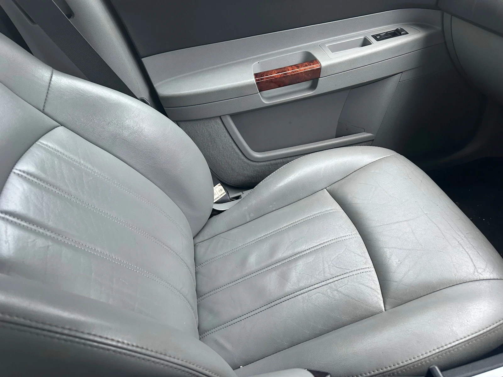 Chrysler 300c  - изображение 6