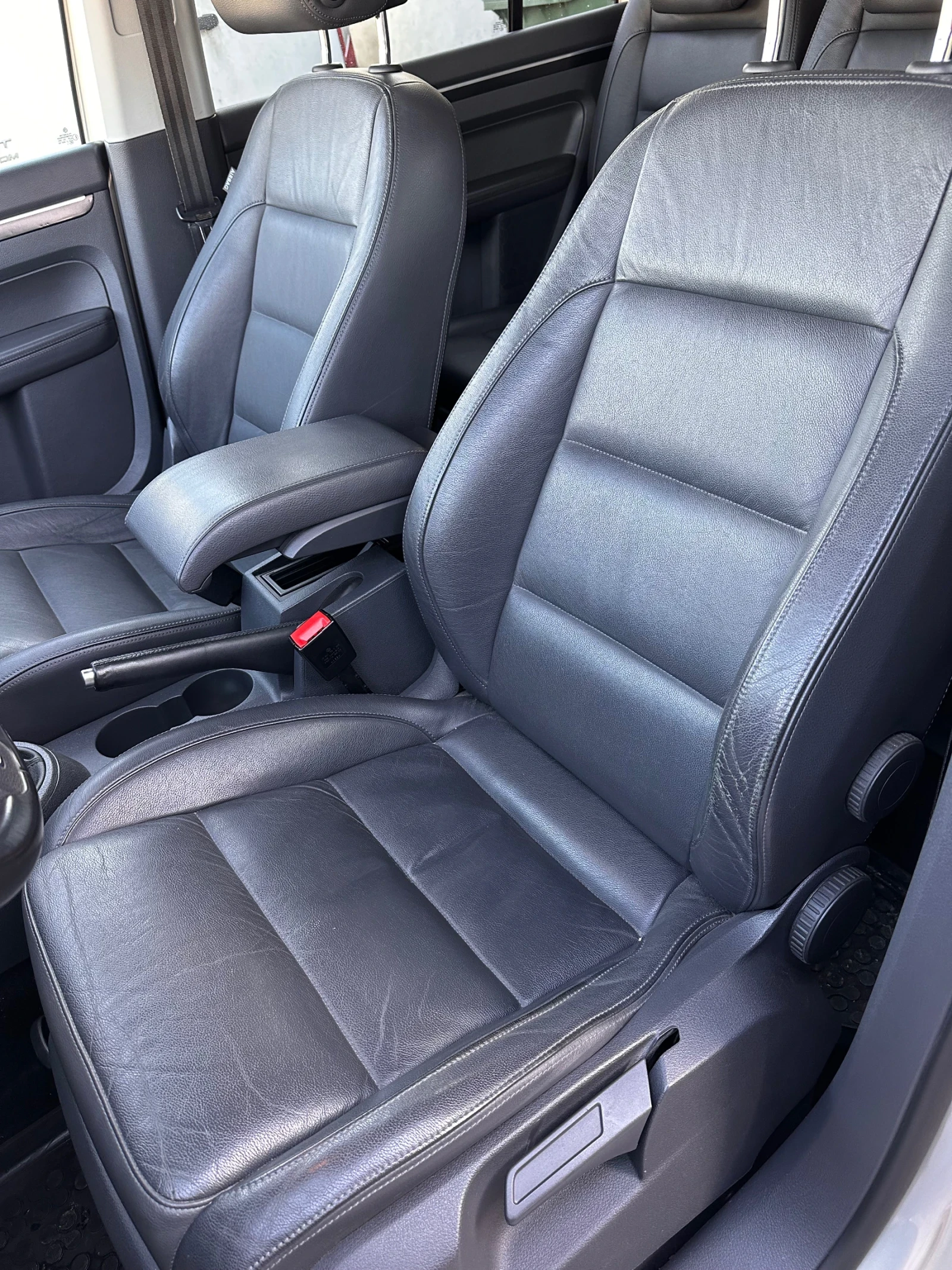 VW Touran Highline - изображение 6