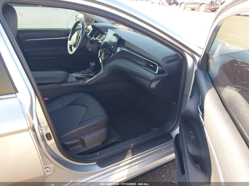 Toyota Camry 2.5l Se - изображение 5