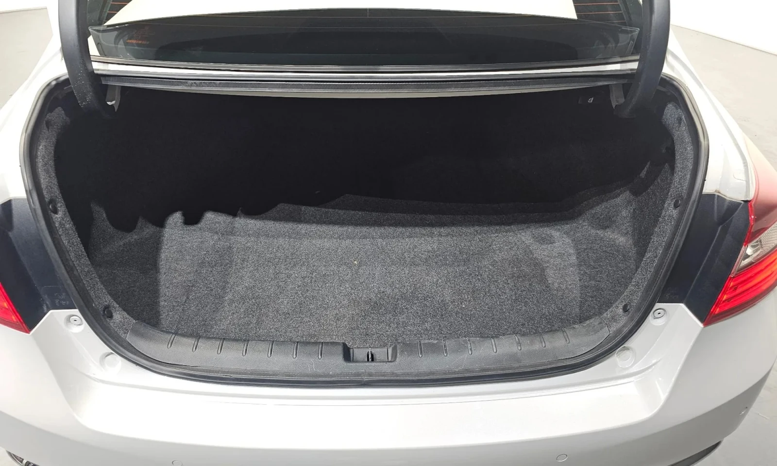 Honda Accord Accord 2.4 9Th Generation, снимка 17 - Автомобили и джипове - 53709917