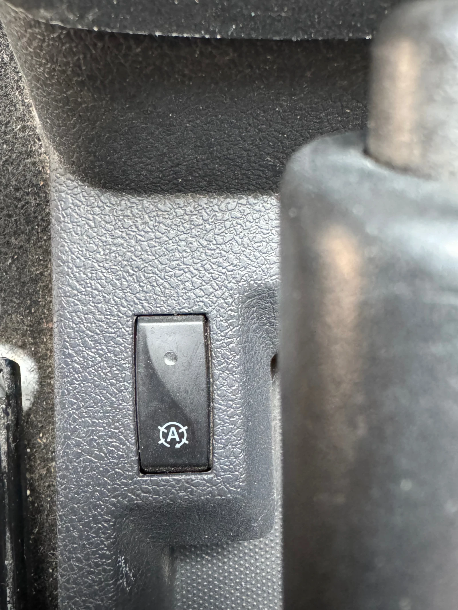 Dacia Dokker 1.5 CDI, снимка 7 - Автомобили и джипове - 53776111