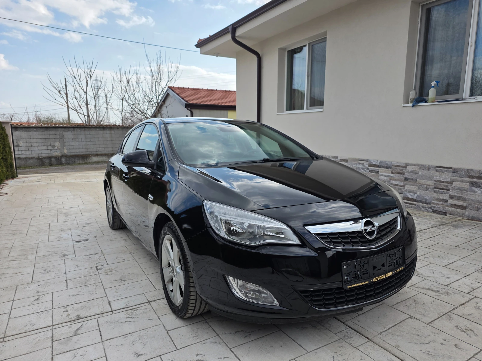 Opel Astra 1.3 CDTI, снимка 3 - Автомобили и джипове - 53866236