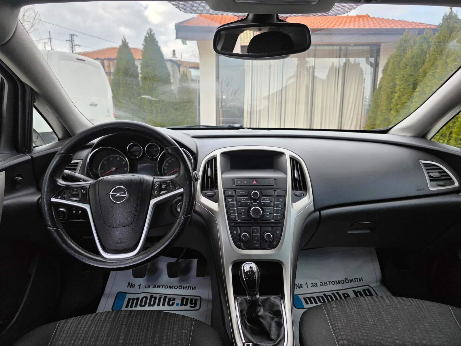 Opel Astra 1.3 CDTI, снимка 10 - Автомобили и джипове - 53866236