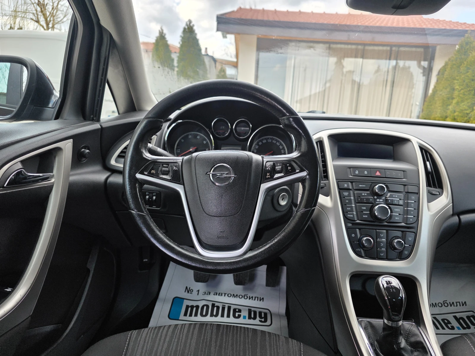 Opel Astra 1.3 CDTI, снимка 11 - Автомобили и джипове - 53866236