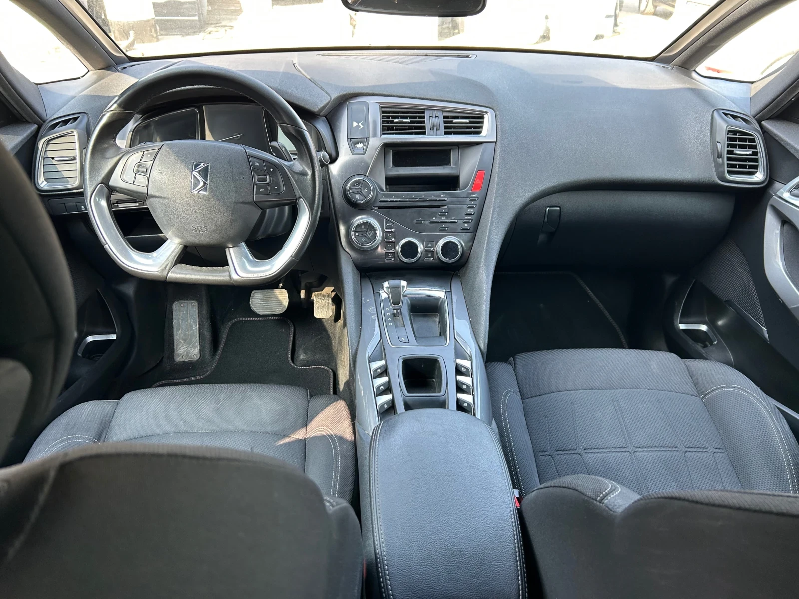Citroen DS5 1.6 HDI 115 к.с. , снимка 5 - Автомобили и джипове - 53907630