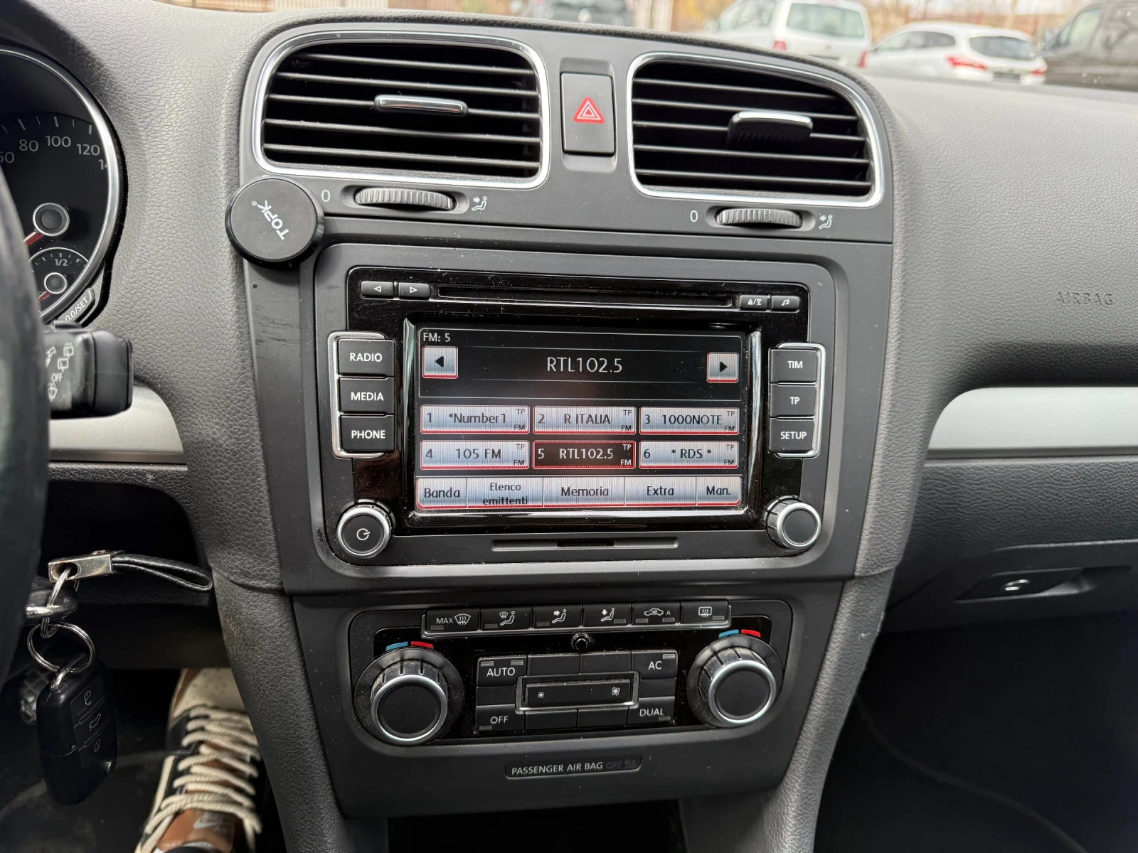 VW Golf 2.0TDI* Highline* , снимка 8 - Автомобили и джипове - 54079241