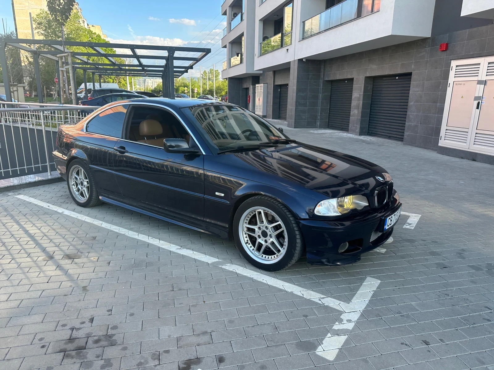 BMW 330 330 ci, снимка 3 - Автомобили и джипове - 54411181
