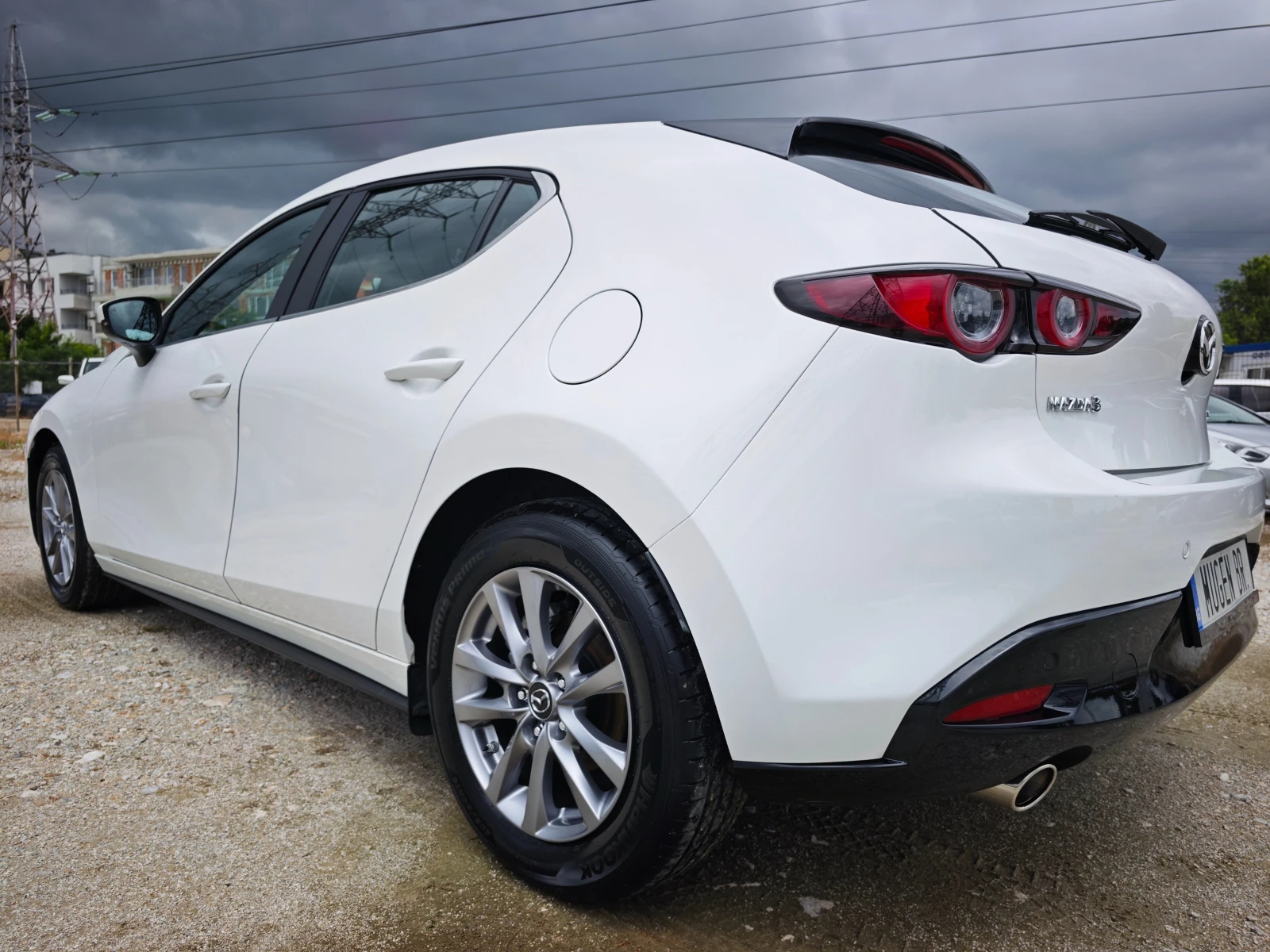 Mazda 3 2.0 HYBRID, снимка 4 - Автомобили и джипове - 54752572