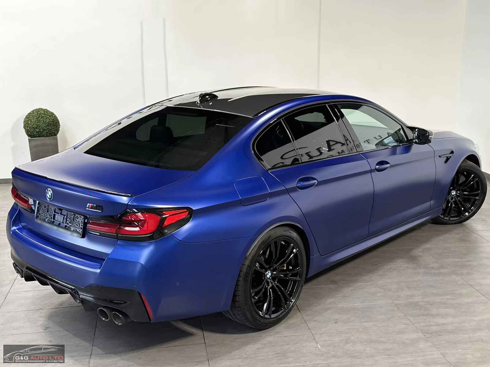 BMW M5 COMPETITION/530HP/CERAMIC/MATT/CAM/LED/458z, снимка 3 - Автомобили и джипове - 54760753