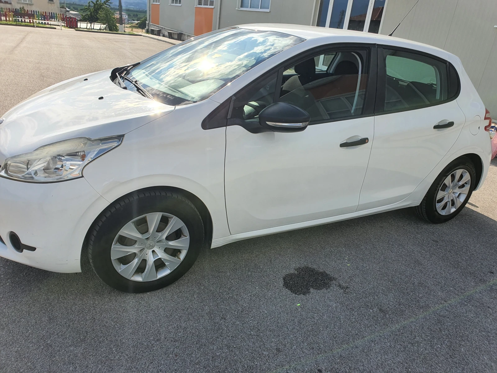 Peugeot 208, снимка 4 - Автомобили и джипове - 54767246