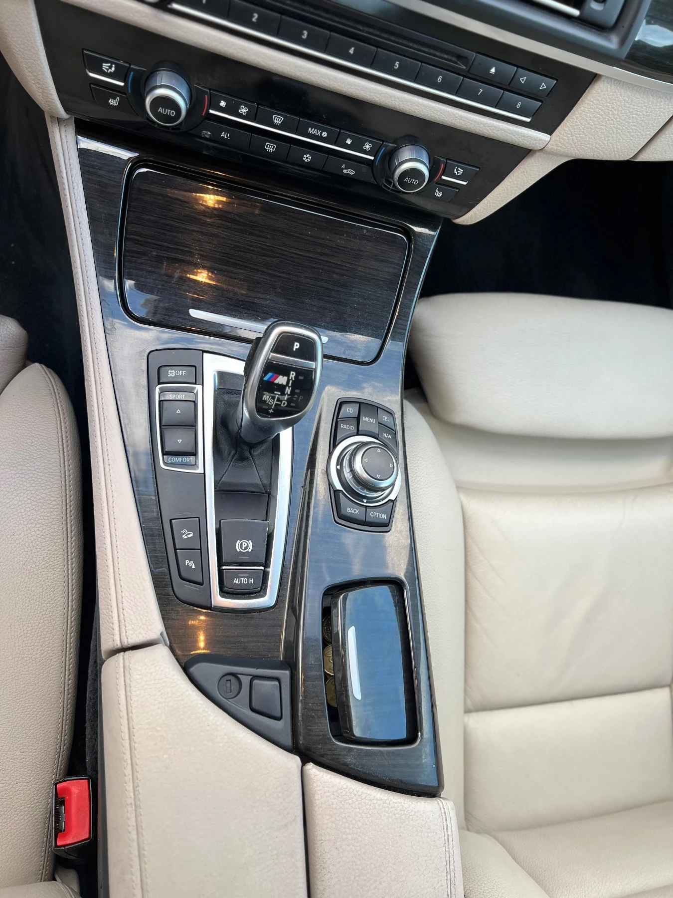 BMW 530 4x4 XDRIVE | HEAD UP| DISTRONIC | LINE ASSIST| , снимка 10 - Автомобили и джипове - 54812077