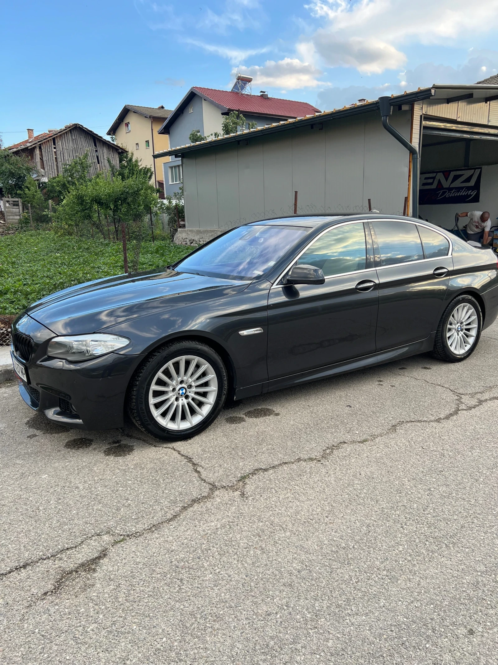 BMW 530 4x4 XDRIVE | HEAD UP| DISTRONIC | LINE ASSIST| , снимка 12 - Автомобили и джипове - 54812077