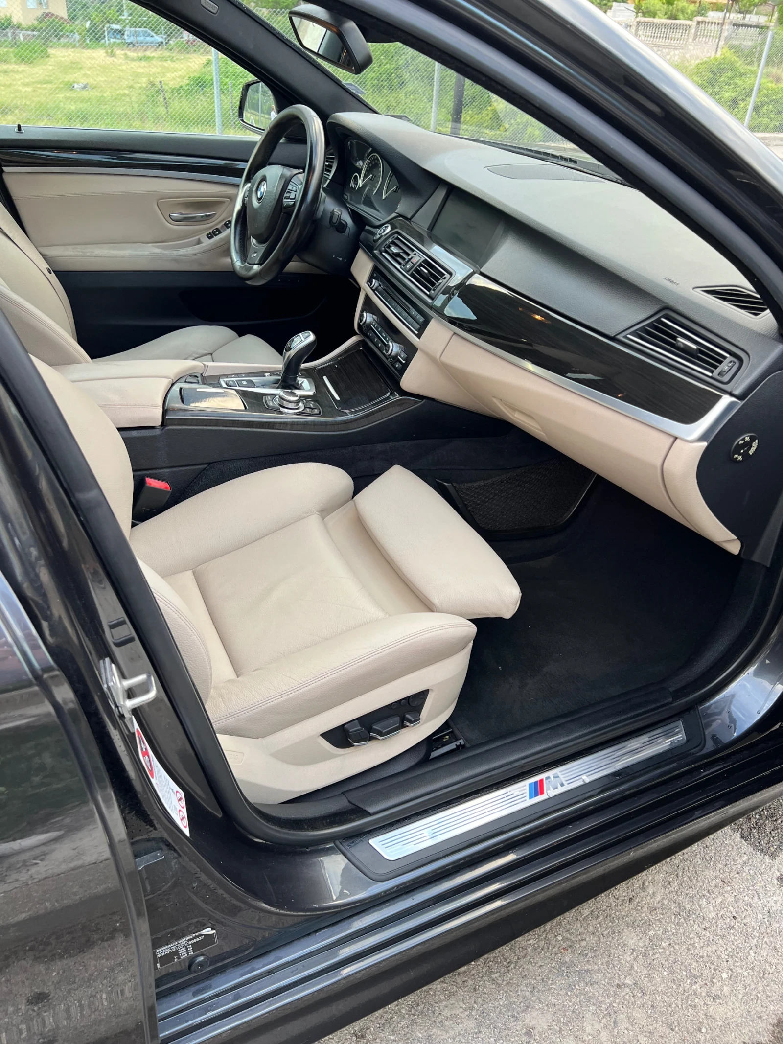 BMW 530 4x4 XDRIVE | HEAD UP| DISTRONIC | LINE ASSIST| , снимка 11 - Автомобили и джипове - 54812077