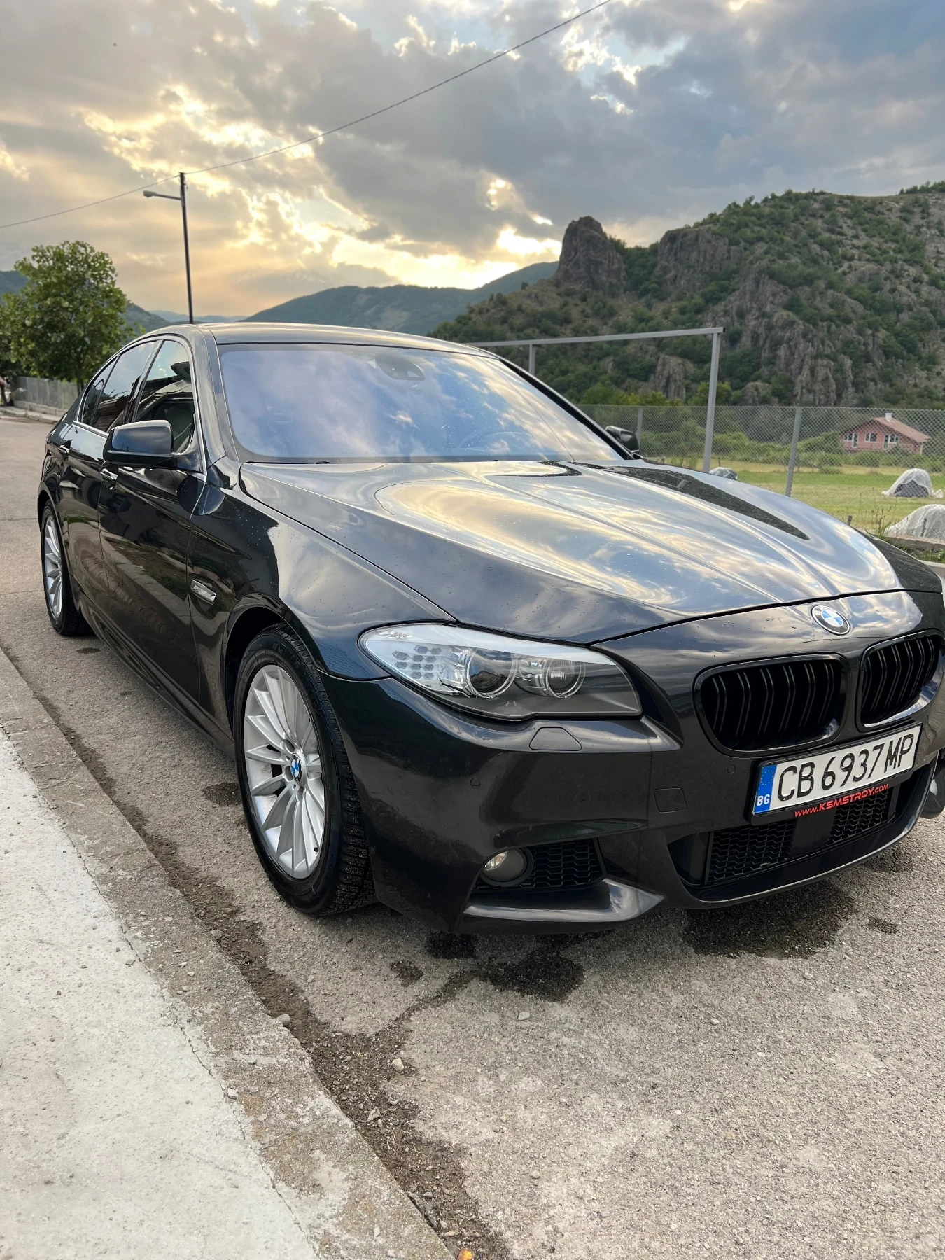 BMW 530 4x4 XDRIVE | HEAD UP| DISTRONIC | LINE ASSIST| , снимка 7 - Автомобили и джипове - 54812077