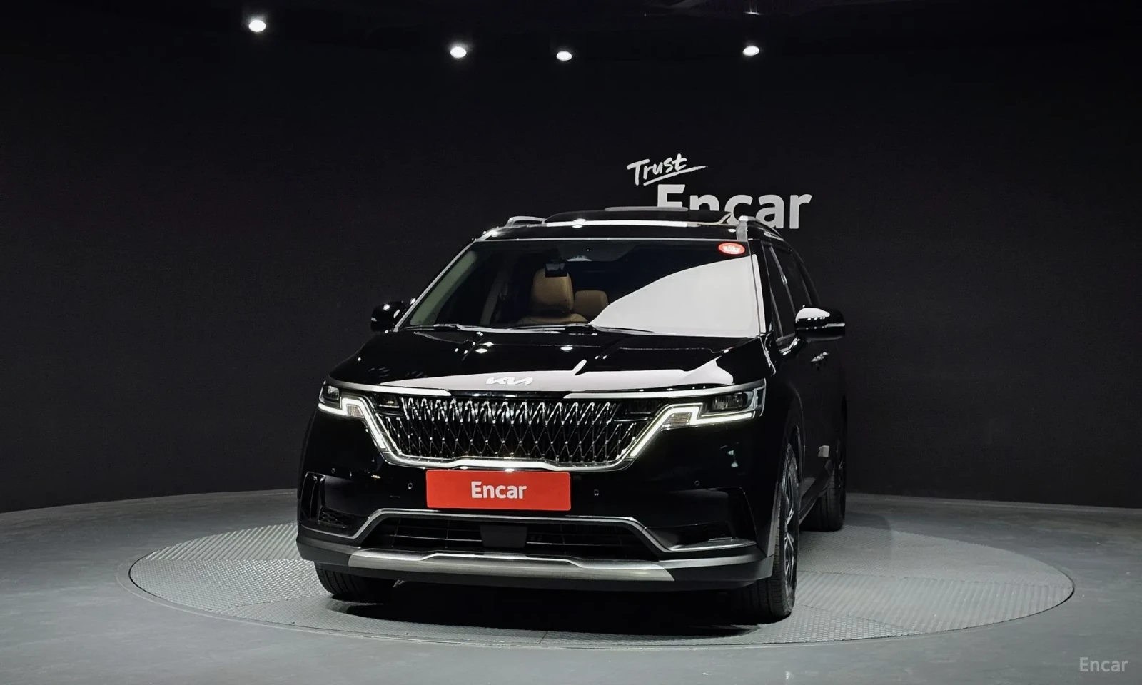 Kia Carnival 9-Seater Noblesse, снимка 3 - Автомобили и джипове - 55049986
