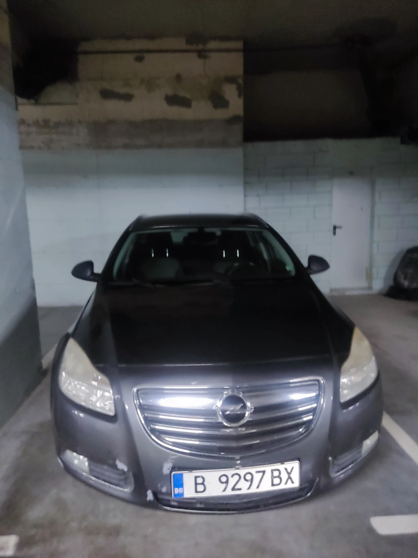 Opel Insignia Sports Tourer, снимка 16 - Автомобили и джипове - 55213943