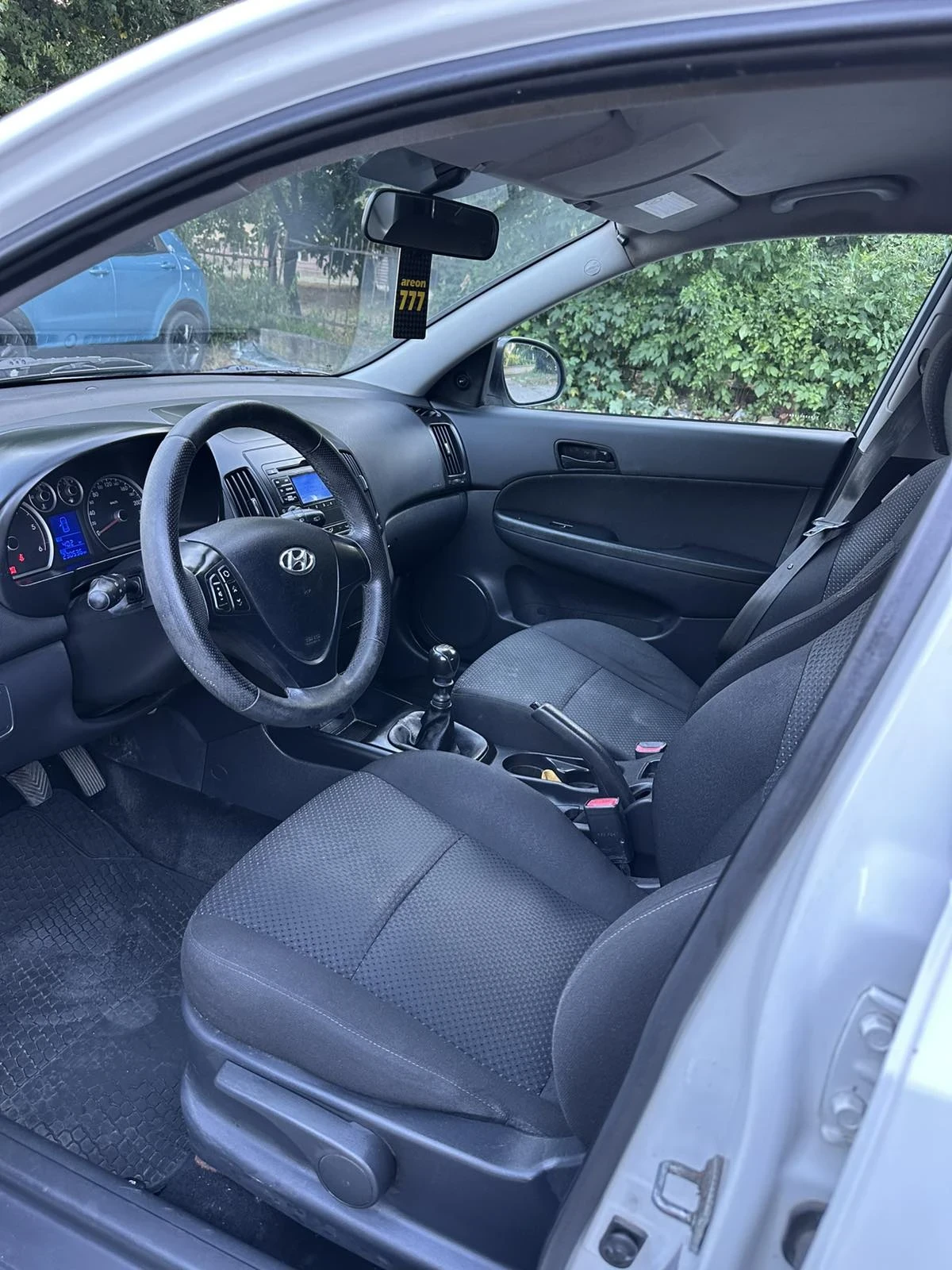 Hyundai I30 1.6, снимка 14 - Автомобили и джипове - 55304027