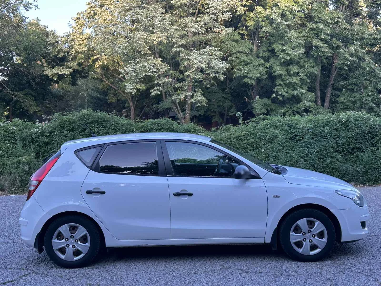 Hyundai I30 1.6, снимка 6 - Автомобили и джипове - 55304027