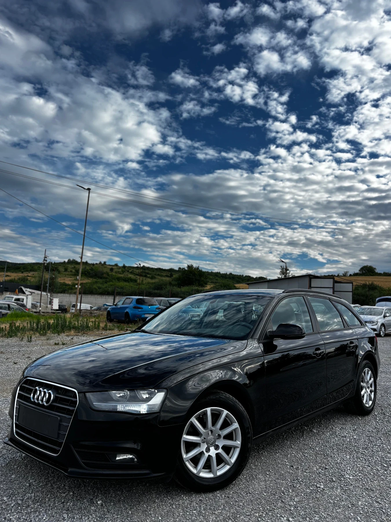 Audi A4 2.0TDI 143кс !