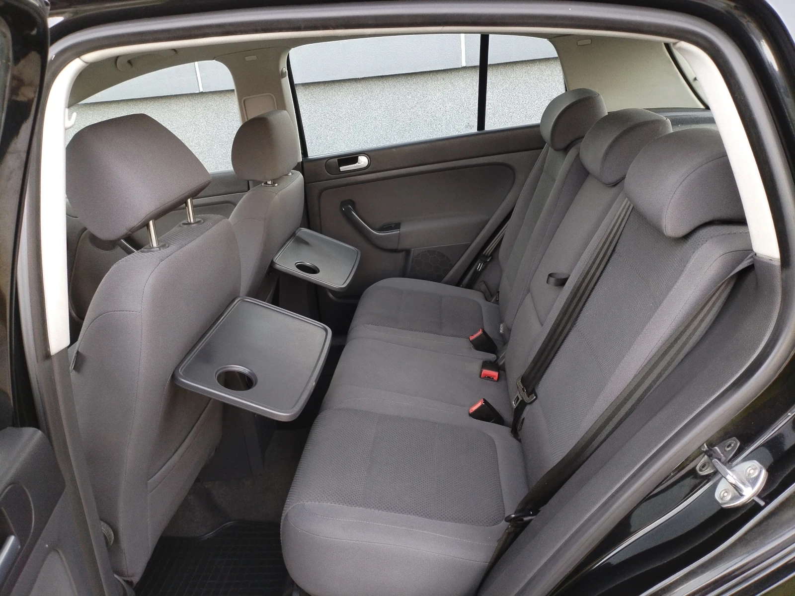 VW Golf Plus 1.9 TDI 90hp Климатроник Темпомат Уникат , снимка 13 - Автомобили и джипове - 55620901