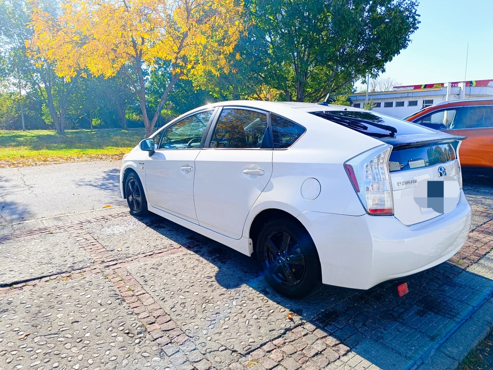 Toyota Prius, снимка 3 - Автомобили и джипове - 55772157