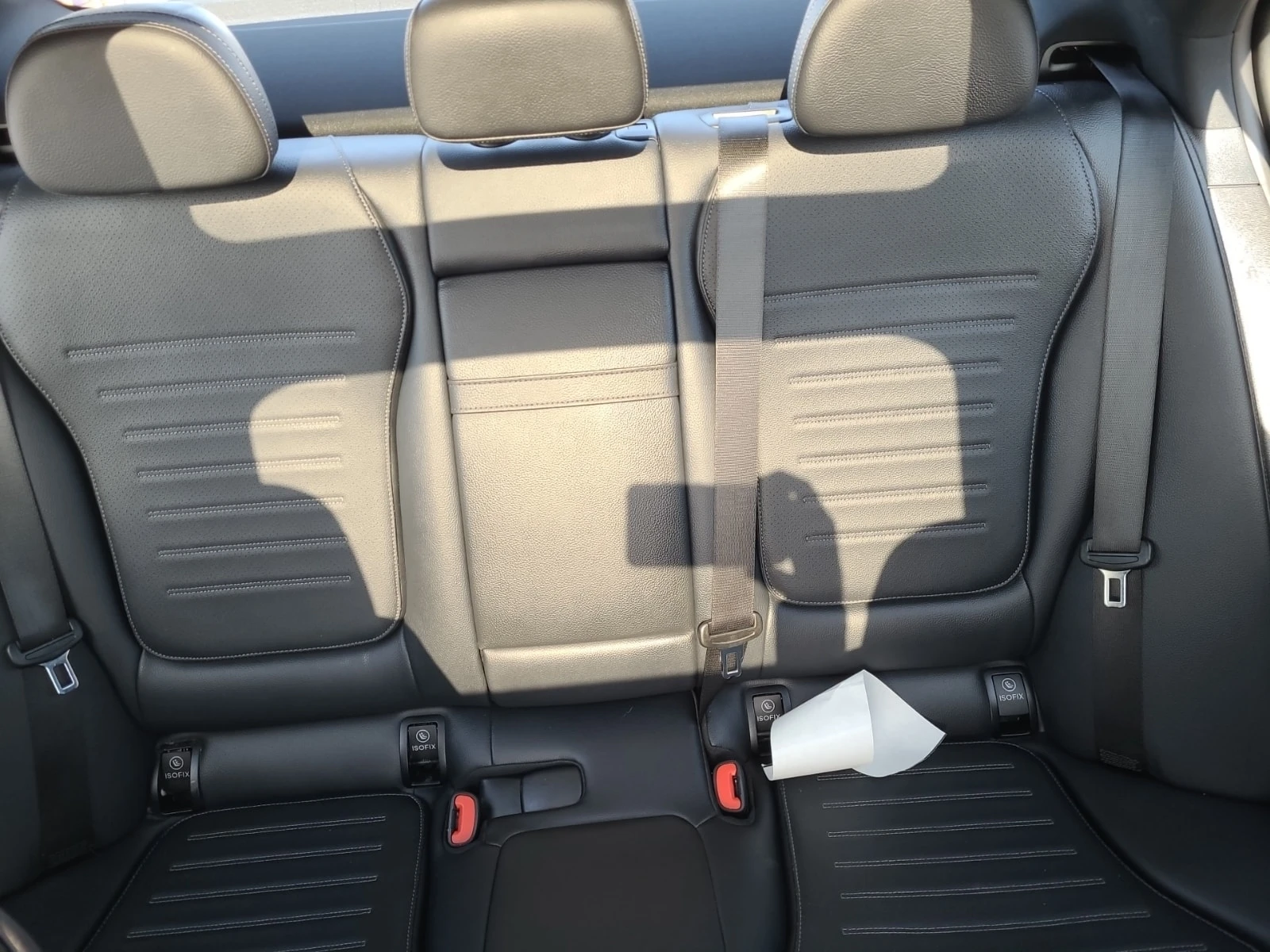 Mercedes-Benz C 300 * AMG Line * CARFAX * , снимка 9 - Автомобили и джипове - 55911261