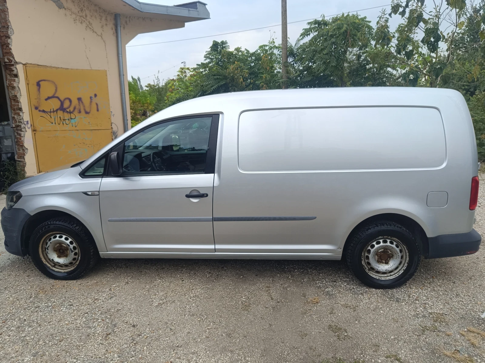 VW Caddy MAXI VAN, снимка 13 - Автомобили и джипове - 56073908