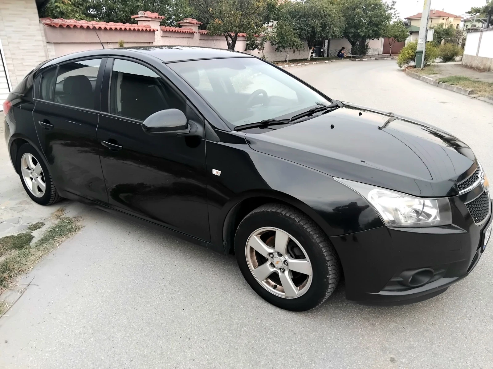 Chevrolet Cruze 1.6i16V+ КЛИМА + ГАЗ. 2012г, снимка 3 - Автомобили и джипове - 55956892
