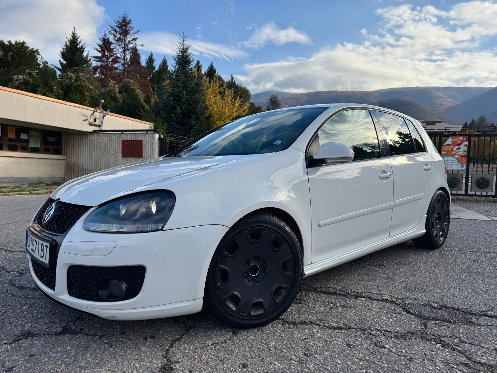 VW Golf 5 GTI, снимка 3 - Автомобили и джипове - 56609687