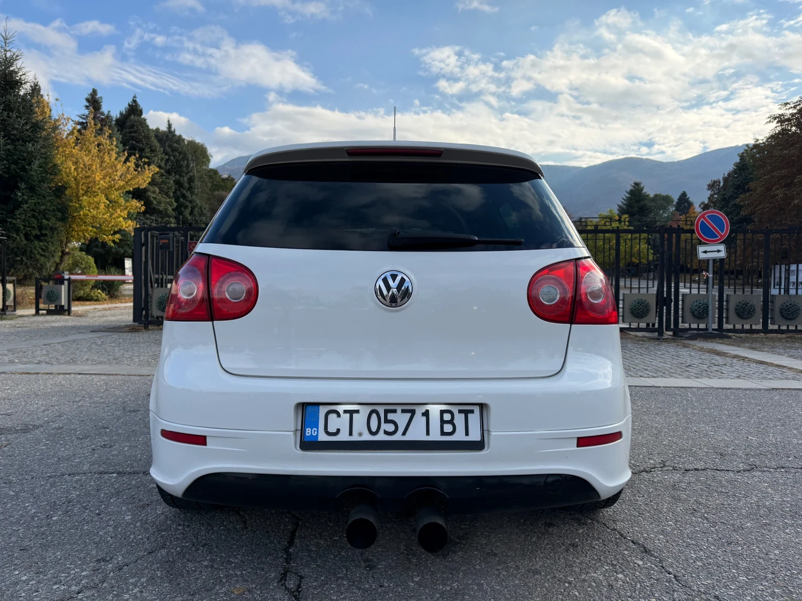 VW Golf 5 GTI, снимка 6 - Автомобили и джипове - 56609687