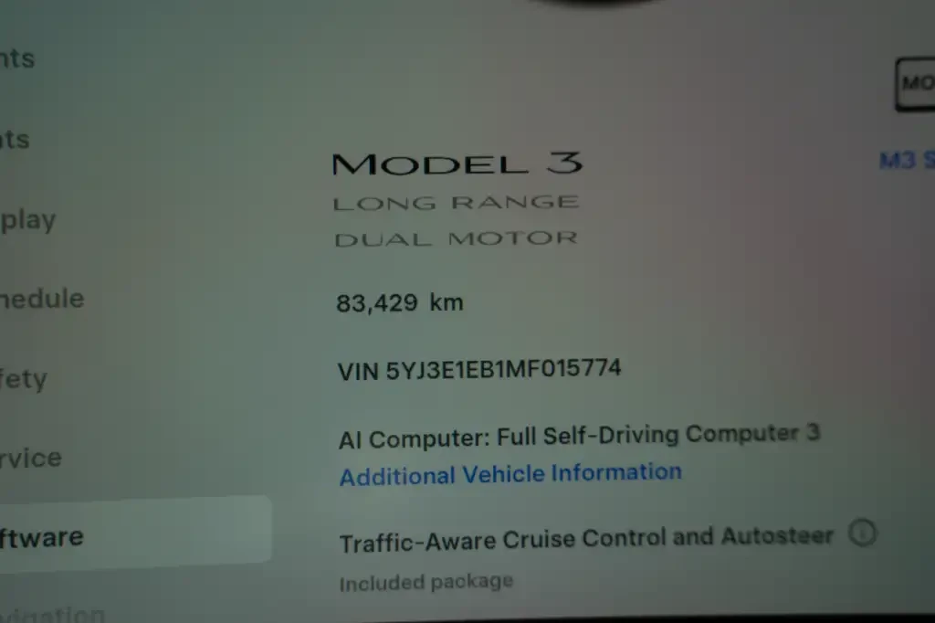 Tesla Model 3 Long Range| 560km| ACC| BSM| LDA, снимка 15 - Автомобили и джипове - 56061648