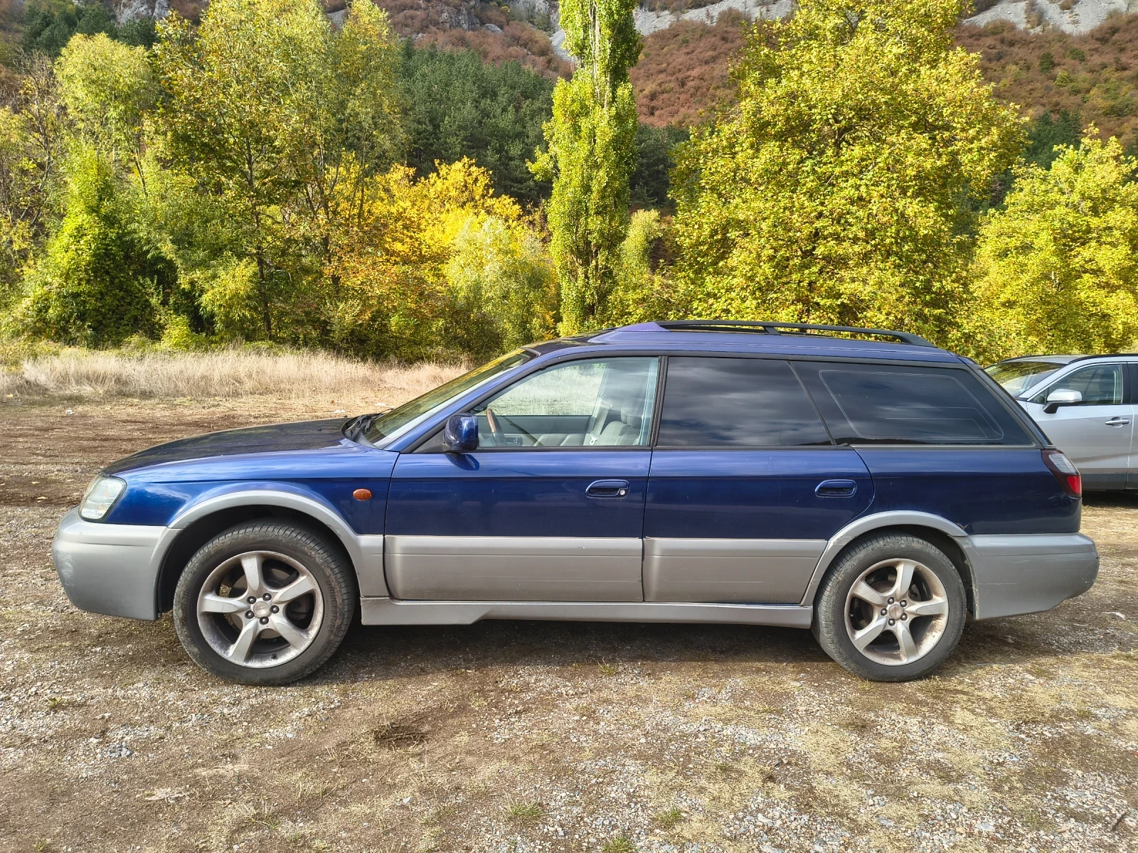 Subaru Outback, снимка 4 - Автомобили и джипове - 56096873
