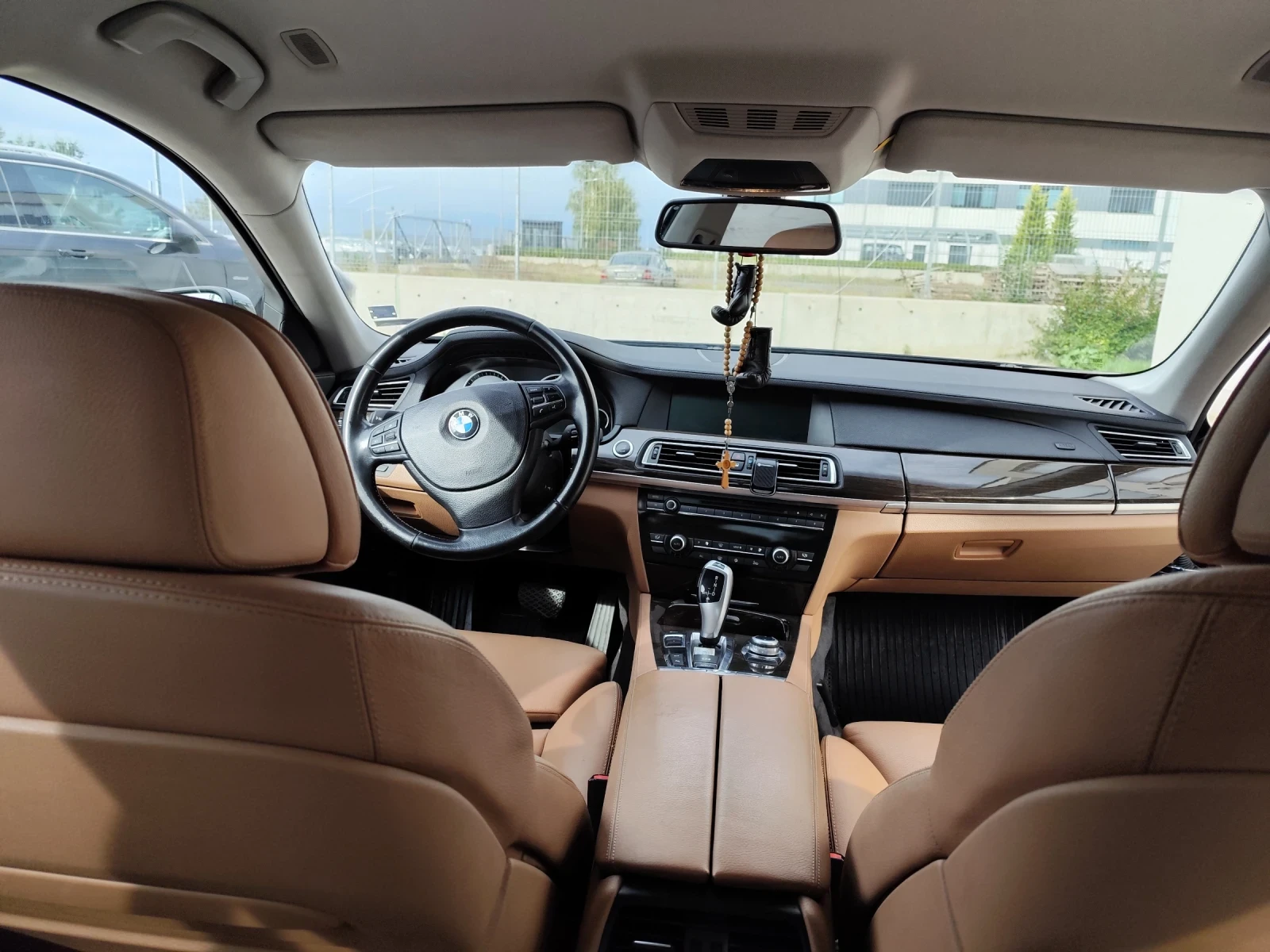BMW 730 F01, снимка 11 - Автомобили и джипове - 56211229