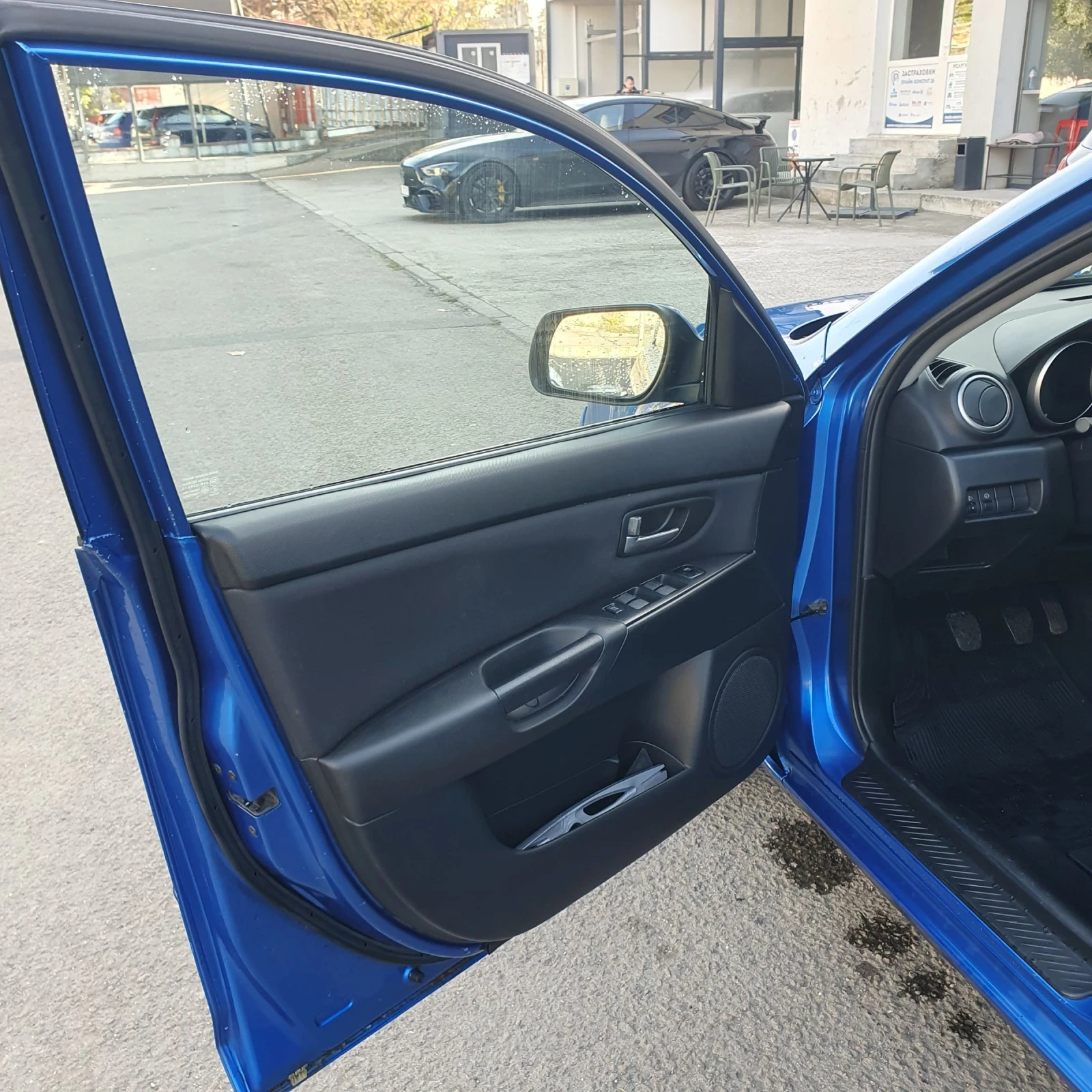Mazda 3 1.6i, снимка 9 - Автомобили и джипове - 56636398