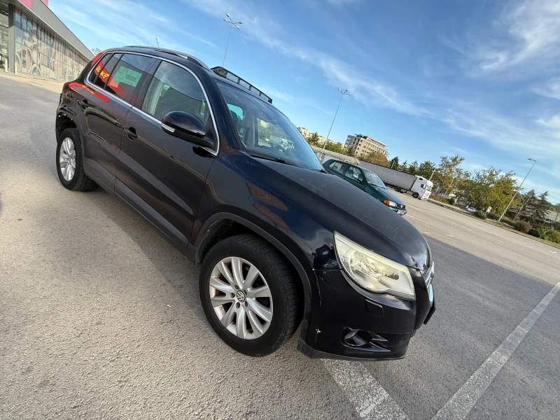 VW Tiguan 2.0TDI* Панорама* Нави* Xenon, снимка 2 - Автомобили и джипове - 47452173