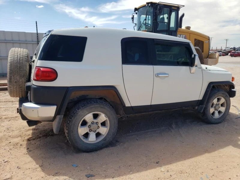 Toyota Fj cruiser, снимка 7 - Автомобили и джипове - 48737446