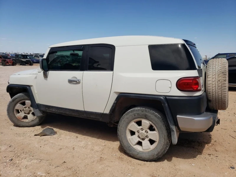 Toyota Fj cruiser, снимка 5 - Автомобили и джипове - 48737446