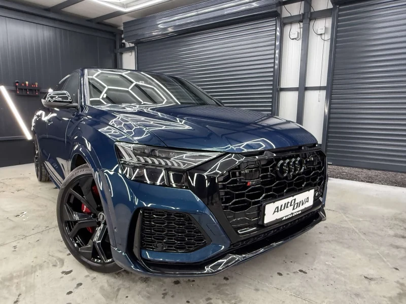 Audi RSQ8 CERAMIC/CARBON/B&Q/MATRIX/PANO, снимка 3 - Автомобили и джипове - 52432559