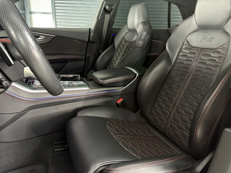 Audi RSQ8 CERAMIC/CARBON/B&Q/MATRIX/PANO, снимка 10 - Автомобили и джипове - 52432559