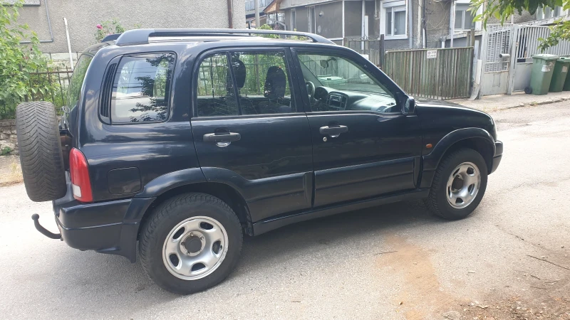 Suzuki Grand vitara 2.0i, снимка 3 - Автомобили и джипове - 51035340