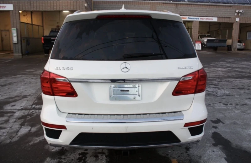 Mercedes-Benz GL 350 AMG * * 7 МЕСТА * * CARFAX * * АВТО КРЕДИТ * * , снимка 5 - Автомобили и джипове - 53193289