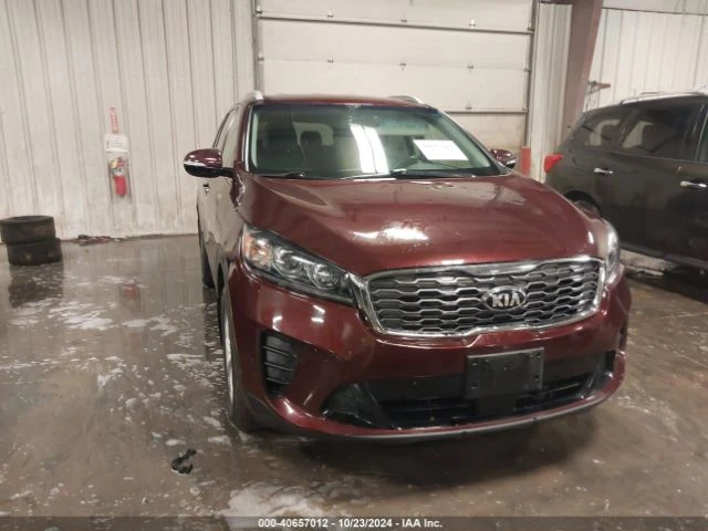 Kia Sorento 2.4L LX, снимка 1 - Автомобили и джипове - 48585146