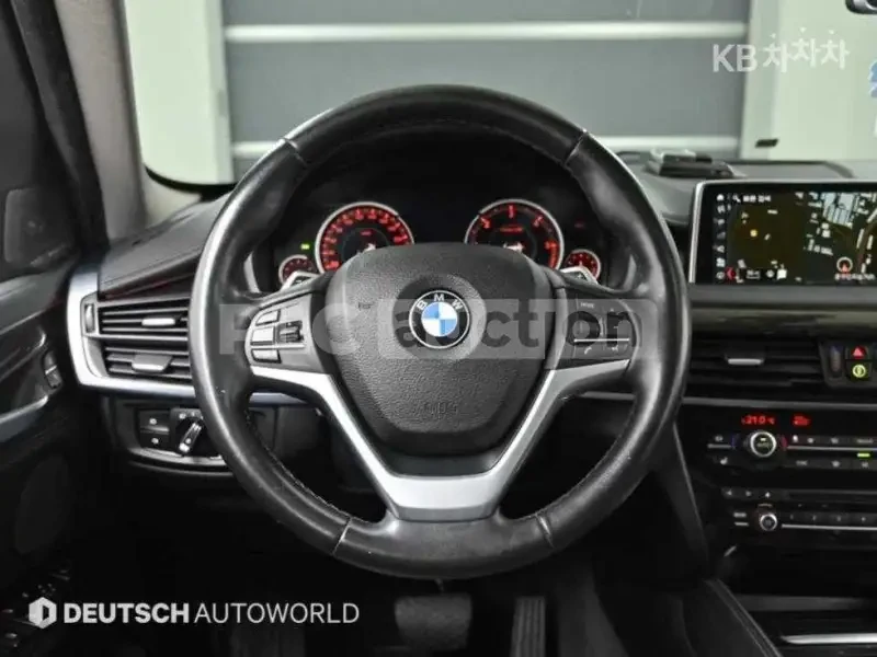 BMW X6, снимка 10 - Автомобили и джипове - 54066311